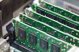 Apa Itu RAM? Mengenal RAM: Fungsi, Jenis, dan Cara Memilih RAM yang TepatApa Itu RAM?